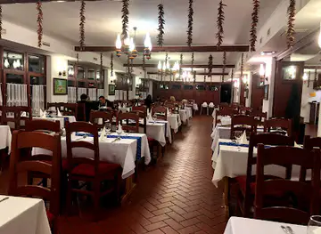 Fehértói Fish Restaurant and Pension