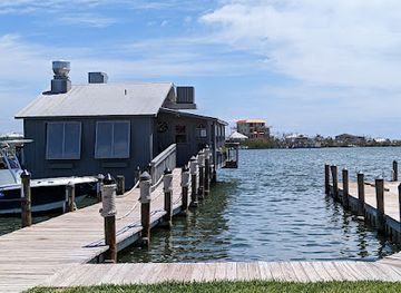 florida/captiva-island/restaurant/over-the-waterfront