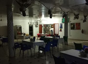 ghana/western-north-region/restaurant/queen-elizabeth-hotel