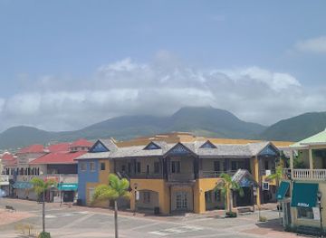 saint-kitts-and-nevis/saint-peter-basseterre-parish/restaurant/latin-house-global-cuisine