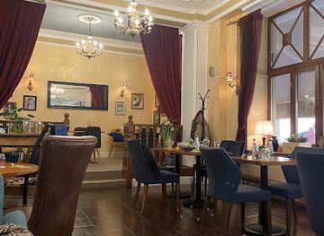 mongolia/selenge-river-basin/restaurant/le-bistrot-francais