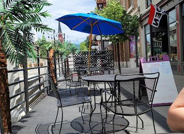 vermont/rutland/restaurant/hand-carved-by-ernie