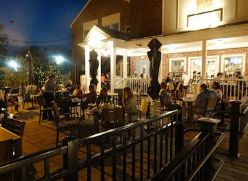massachusetts/south-shore/restaurant/cheever-tavern