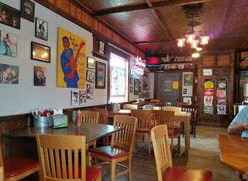 alabama/cotton-bayou/restaurant/moe-s-original-bbq-orange-beach