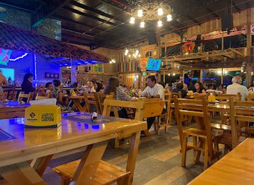 ecuador/guayas-region/restaurant/grilling-rustic-restaurant-via-a-la-costa