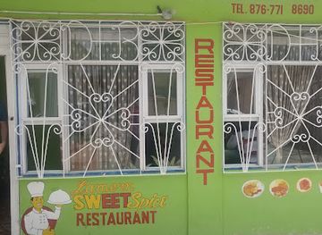 jamaica/black-river-great-morass/restaurant/lamern-sweet-spice-restaurant