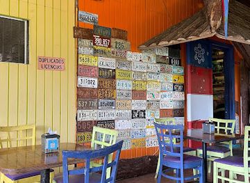 puerto-rico/sierra-de-cayey/restaurant/casita-guavate-cayey