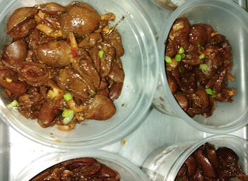 suriname/lelydorp/restaurant/sai-s-kippen