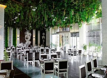 azerbaijan/baku/heydar-aliyev-center/restaurant/bahce-by-chilai-baku