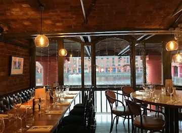 united-kingdom/liverpool/albert-dock/restaurant/gusto-italian