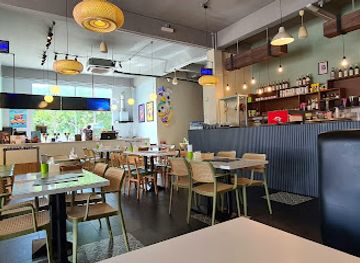 brunei/tutong/restaurant/uhome-restaurant