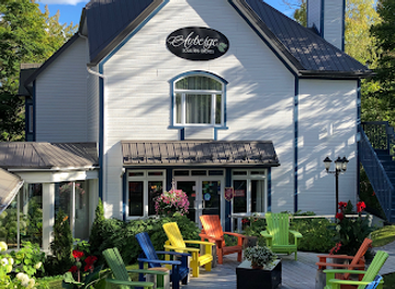 canada/forillon-national-park/restaurant/auberge-sous-les-arbres