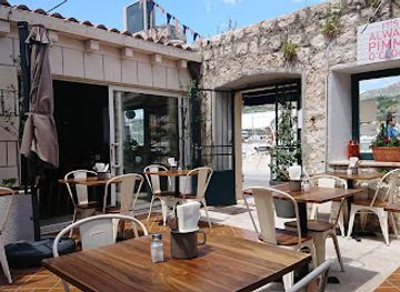 croatia/dubrovnik/lapad/restaurant/peppers-eatery-cocktails