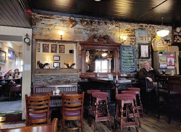 ireland/county-clare/restaurant/the-corner-stone-bar-and-restaurant