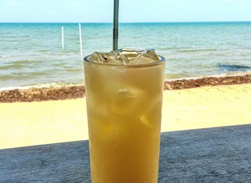 belize/dangriga/restaurant/havana-southside-beach-bar-and-grill