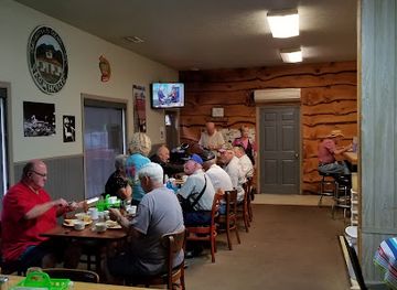 north-carolina/hendersonville/restaurant/mustang-cafe