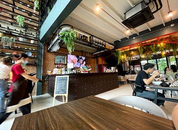 thailand/ubon-ratchathani/restaurant/get-kaeo-moo-grata