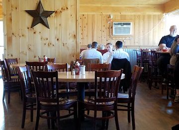 new-york/catskill-mountains/restaurant/barnwood-restaurant