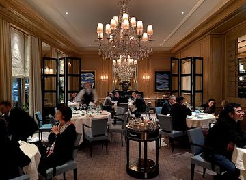 switzerland/geneva/restaurant/il-lago