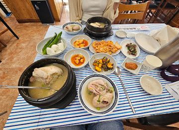 south-korea/gyeongju-historic-areas/restaurant/yaksusamgyetang