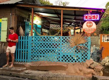 saint-lucia/laborie-quarter/restaurant/mama-tilly-s-bar