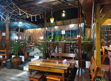 indonesia/north-sumatra/restaurant/lapinus-damasus