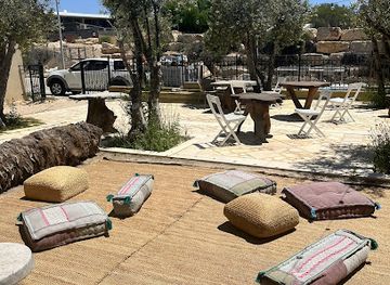 israel/negev-desert/restaurant/keeboots-cafe