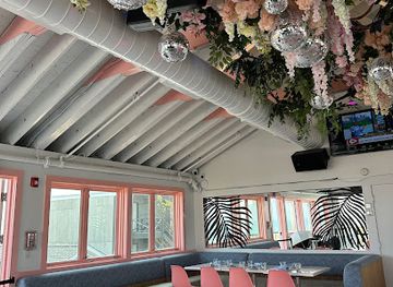 new-york/montauk/restaurant/bounce-beach-montauk