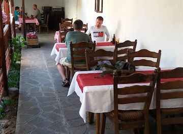 serbia/pirot/restaurant/9-mezeta