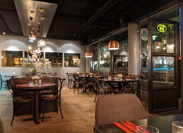 iceland/laugavegur-trail/restaurant/brass-kitchen-bar