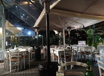 greece/olympia/restaurant/authentic-greek-street-food