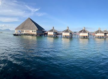 malaysia/pulau-sipadan/restaurant/fat-mom-s-restaurant