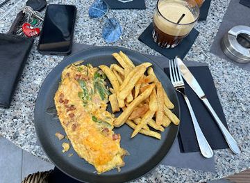 cyprus/troodos/restaurant/melirryton-paradosiako-glykopoleio-aglantzia