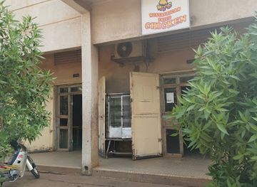 mali/boucle-du-baoule-national-park/restaurant/west-africa-fried-chicken