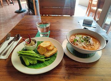 laos/mekong-river-valley/restaurant/khaiphaen