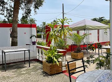 gabon/ogooue-maritime-province/restaurant/l-hacienda-du-bougainvillier