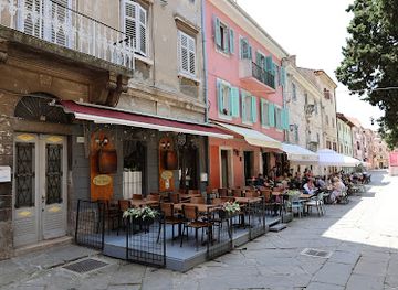 croatia/pula/restaurant/dva-ferala