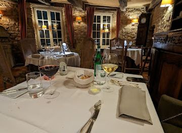 luxembourg/upper-sure-natural-park/restaurant/le-bouquet-garni-salon-saint-michel