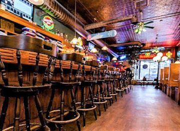 north-dakota/grand-forks/restaurant/bonzer-s-sandwich-pub