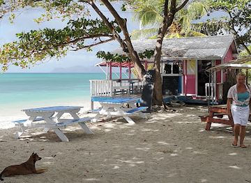 grenada/hillsborough/restaurant/la-playa-beach-bar-bistro