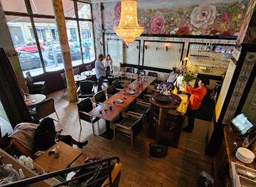 germany/berlin/prenzlauer-berg/restaurant/kushmann-s-x-neon