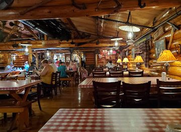 wisconsin/wisconsin-dells/restaurant/paul-bunyan-s-cook-shanty