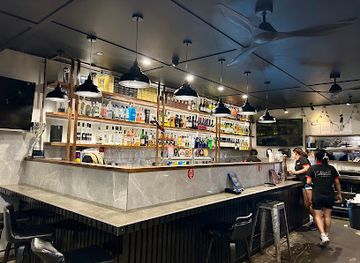 australia/surfers-paradise/restaurant/kathmandu-momo