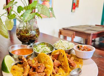 guatemala/tikal/restaurant/lotto-s