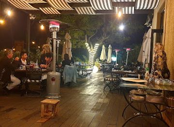 namibia/windhoek/restaurant/isabel-s-table