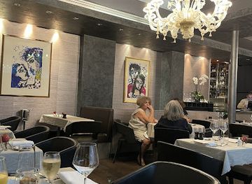 france/paris/champs-elysees/restaurant/le-maxan