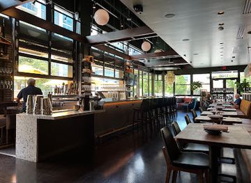 texas/the-woodlands/restaurant/postino-woodlands