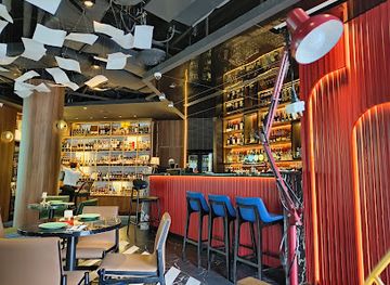 singapore/clarke-quay/restaurant/chapters-by-drinks-co