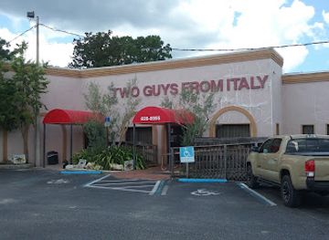 florida/homosassa-springs/restaurant/two-guys-from-italy-restaurant-and-sports-lounge