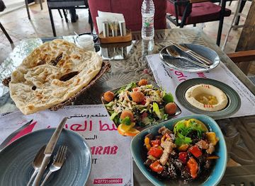 iraq/basra-region/restaurant/shatt-al-arab-restauarant